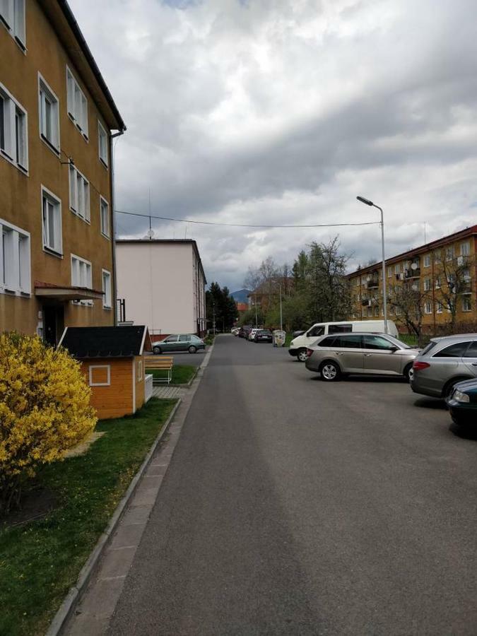 2 Bedroom Flat In The Heart Of Liptovsky Mikulas Exterior photo